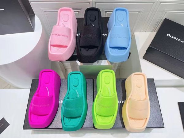 thick-soled high-heel slippers op33 for women 2022 summer new loose cake bottom wearing a high and thin non-slip wedge temperament single sh, Black
thick-soled high-heel slippers op33 for women 2022 summer new loose cake bottom wearing a high and thin non-slip wedge temperament single sh, Black