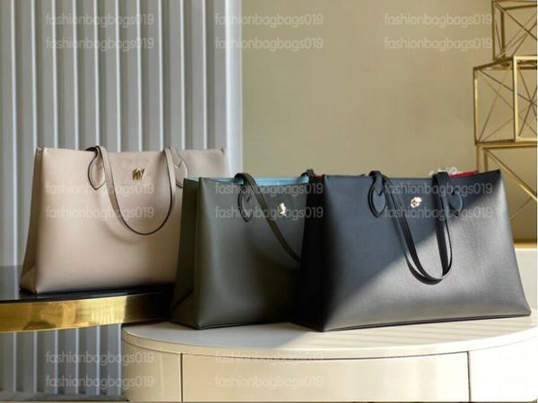 lockme shopper tote large capacity handle bag iconic initials lock plain soft calfskin shoulder bag designer luxurys handbag
lockme shopper tote large capacity handle bag iconic initials lock plain soft calfskin shoulder bag designer luxurys handbag