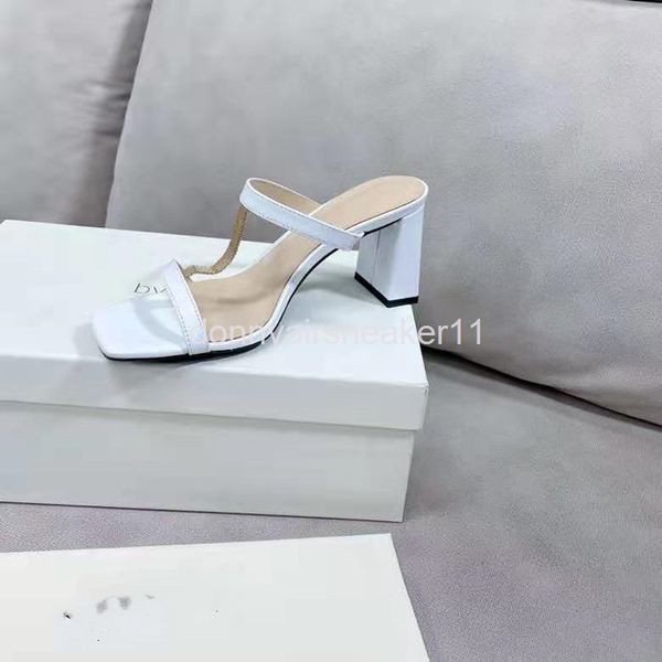 slippers european classic 8cm straight line with square head thick high-heeled sandals half mop, Black
slippers european classic 8cm straight line with square head thick high-heeled sandals half mop, Black
