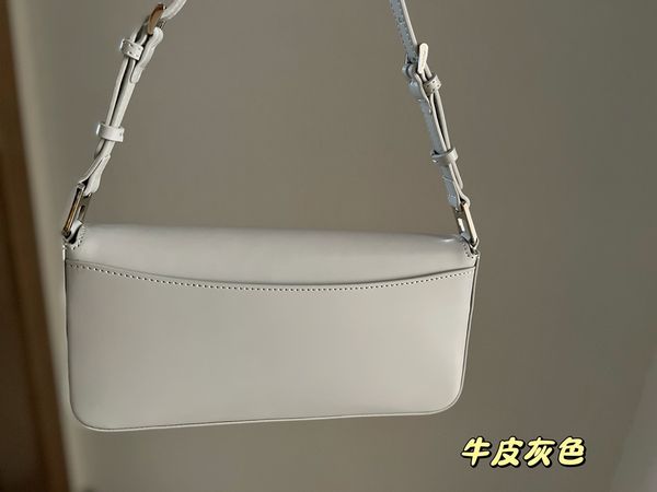 2022 new shouder bag saffiano leather underarm luxury gift for women mothers fathers day birthday valentines christmas thanksgiving brand ge, Blue;pink
2022 new shouder bag saffiano leather underarm luxury gift for women mothers fathers day birthday valentines christmas thanksgiving brand ge, Blue;pink