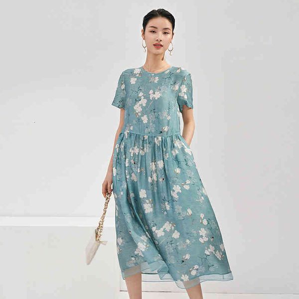 plum fragrance on a snowy night artistic sense of national style bubble wrinkled mulberry silk dress women's large skirt, Black;gray
plum fragrance on a snowy night artistic sense of national style bubble wrinkled mulberry silk dress women's large skirt, Black;gray