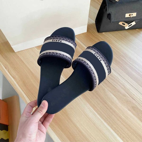 women luxury designer sandals slippers leather summer flat slipper embroidery fashion beach woman big head rainbow letters 35-42 with, Black
women luxury designer sandals slippers leather summer flat slipper embroidery fashion beach woman big head rainbow letters 35-42 with, Black