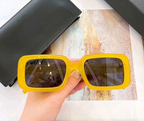 yellow 534 rectangular sunglasses for women men sun shades gafas de sol sonnenbrille uv protection eyewear with box, White;black
yellow 534 rectangular sunglasses for women men sun shades gafas de sol sonnenbrille uv protection eyewear with box, White;black