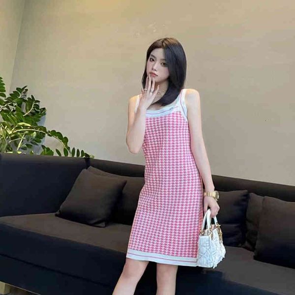 casual dresses knitted women's thousand bird check pink suspender dress clothing summer style niche, Black;gray
casual dresses knitted women's thousand bird check pink suspender dress clothing summer style niche, Black;gray
