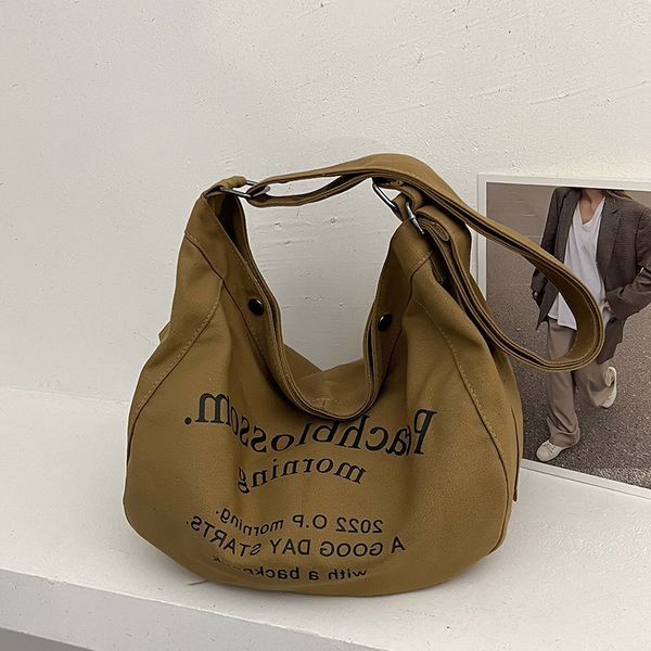 letter canvas bag female 2022 new fashion versatile tote class large capacity messenger designer crossbody bags for woman
letter canvas bag female 2022 new fashion versatile tote class large capacity messenger designer crossbody bags for woman