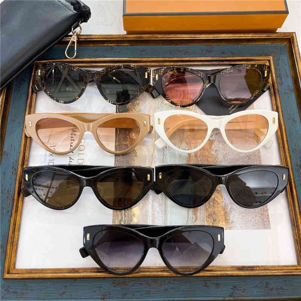 sunglasses f family fashion cat's eye the same personalized uv resistant plate sunglasses fe40037 ixgn, White;black
sunglasses f family fashion cat's eye the same personalized uv resistant plate sunglasses fe40037 ixgn, White;black