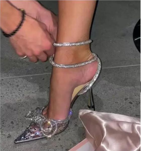 mach double bow rhinestone crystal-embellished transparent drill sandals pumps high heels shoes evening women luxurys designers dress shoes, Black
mach double bow rhinestone crystal-embellished transparent drill sandals pumps high heels shoes evening women luxurys designers dress shoes, Black