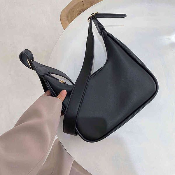bag female armpit large capacity 2020 simple versatile handbag crescent moon one shoulder cross carry dumpling bag tide
bag female armpit large capacity 2020 simple versatile handbag crescent moon one shoulder cross carry dumpling bag tide
