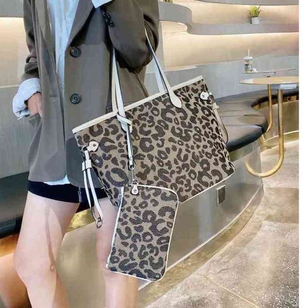 handbags light luxury canvas one shoulder large bag women's capacity personalized leopard tote bag
handbags light luxury canvas one shoulder large bag women's capacity personalized leopard tote bag