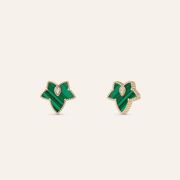2022 fashion leaves clover designer stud earrings 18k gold copper luxury green white shining crystal ear rings letters brand earring earing, Golden;silver
2022 fashion leaves clover designer stud earrings 18k gold copper luxury green white shining crystal ear rings letters brand earring earing, Golden;silver