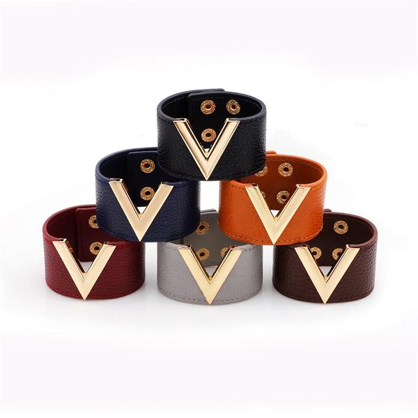 wide genuine leather bracelets bangles women fashion designer metal v letter big wrap charm bracelet leopard lady hand cuff button260c, Golden;silver
wide genuine leather bracelets bangles women fashion designer metal v letter big wrap charm bracelet leopard lady hand cuff button260c, Golden;silver