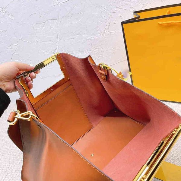 shoulder bags classic and simple brand design cowhide quality handbags crossbody wallet high capacity leather clutch for women 1127
shoulder bags classic and simple brand design cowhide quality handbags crossbody wallet high capacity leather clutch for women 1127