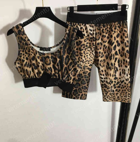 womens two pieces pants alphabet web camisole and leopard-print shorts 2 piece sets designer women tracksuits, White
womens two pieces pants alphabet web camisole and leopard-print shorts 2 piece sets designer women tracksuits, White
