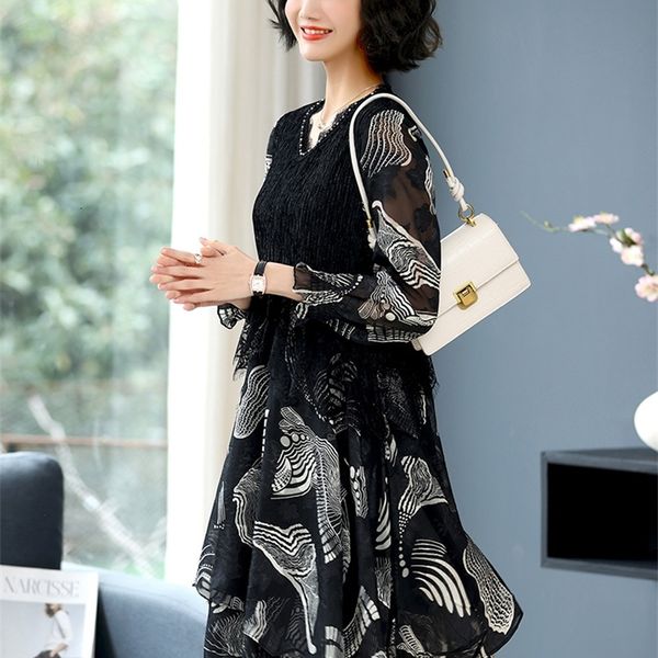 casual dresses fake two pieces of floral dress female spring and autumn small fragrance large black 2022 early chiffon 06r5, Black;gray
casual dresses fake two pieces of floral dress female spring and autumn small fragrance large black 2022 early chiffon 06r5, Black;gray