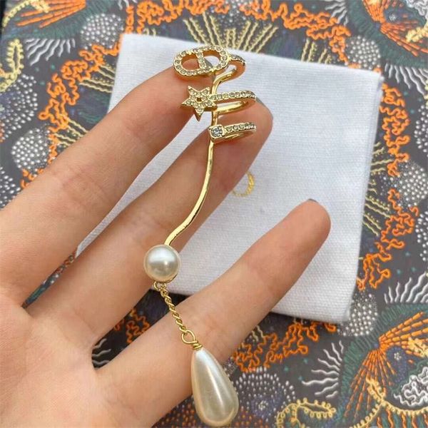jewelry store outlets new letter star full diamond single ear clip women's fashion trend personalized versatile earrings, Golden
jewelry store outlets new letter star full diamond single ear clip women's fashion trend personalized versatile earrings, Golden