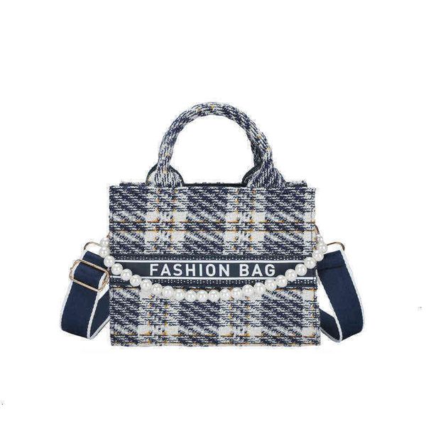 women tote hand shoulder crossbody bags simple version shoulder large capacity lattice handbag letter printed casual big shopper cloth pouch
women tote hand shoulder crossbody bags simple version shoulder large capacity lattice handbag letter printed casual big shopper cloth pouch