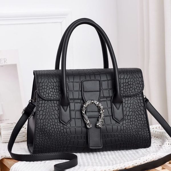 selling women's bags new european and american fashion women's bags crocodile pattern shoulder slung handbag women's bags
selling women's bags new european and american fashion women's bags crocodile pattern shoulder slung handbag women's bags