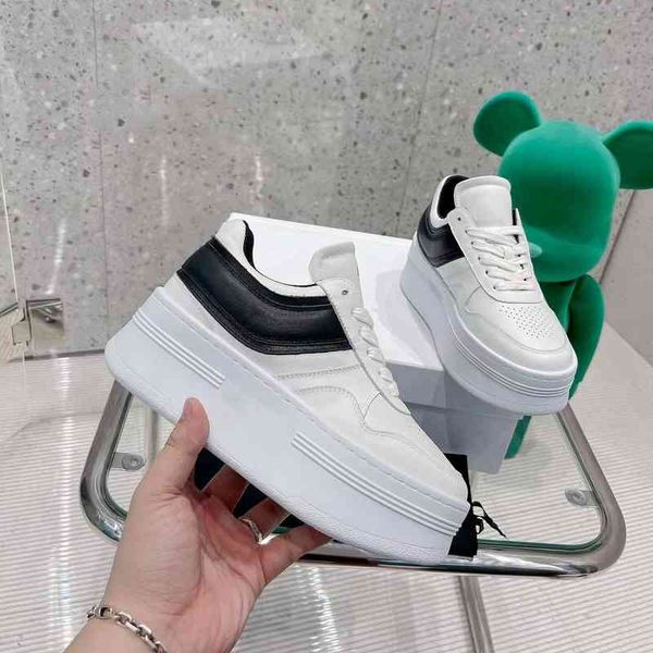 shoes women's leather dress shoelaces sports shoes spring casual retro flat bottomed round head increased height series, Black
shoes women's leather dress shoelaces sports shoes spring casual retro flat bottomed round head increased height series, Black