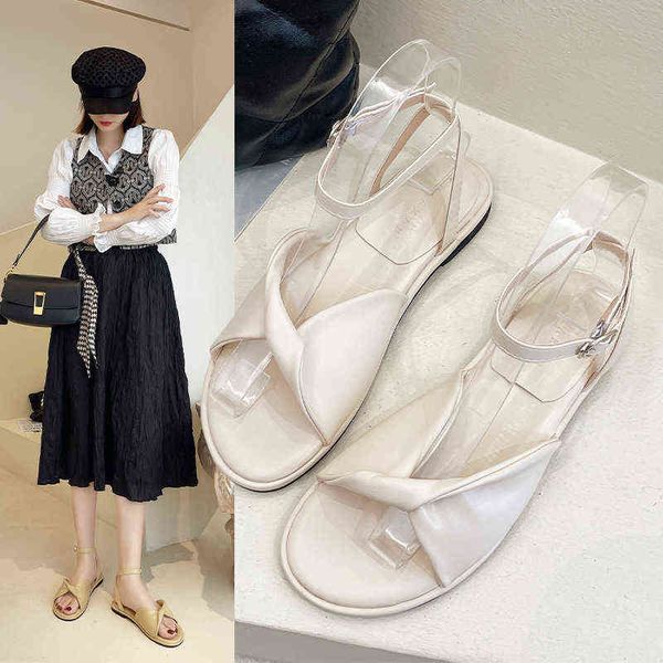 sandals high heels korean women flat shoes simple one line round head platform beach sandals 220704, Black
sandals high heels korean women flat shoes simple one line round head platform beach sandals 220704, Black