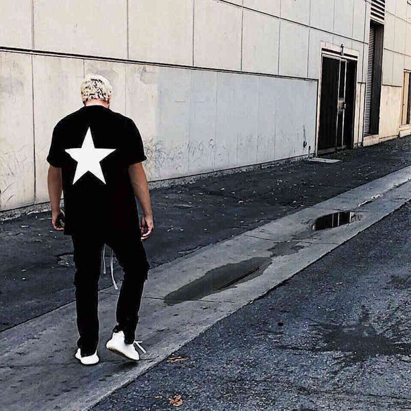essential double thread ye boldness over test five pointed star large short sleeved couple t shirts men's street classic designer young, White;black
essential double thread ye boldness over test five pointed star large short sleeved couple t shirts men's street classic designer young, White;black