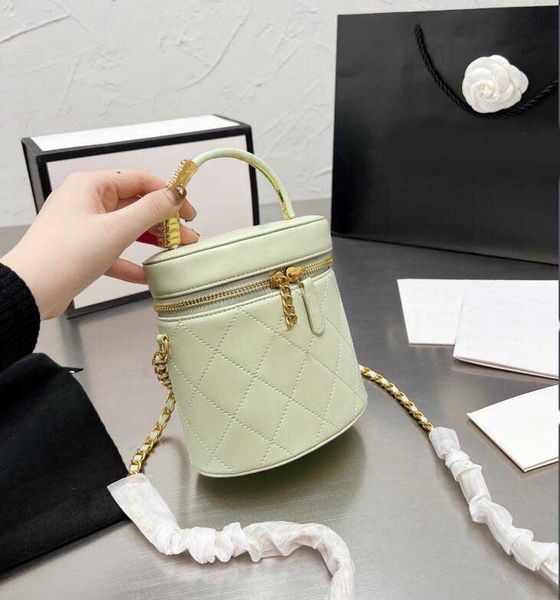 tz 2022 women's mini bucket bag 5 colors luxury designer messenger bags solid color fresh shoulder bag single zipper tote bags women fa
tz 2022 women's mini bucket bag 5 colors luxury designer messenger bags solid color fresh shoulder bag single zipper tote bags women fa