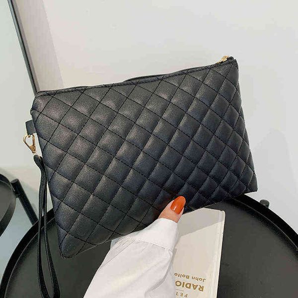 fashion handbag women's linge leisure clutch large capacity envelope bag flat pad portable protective bag 220617
fashion handbag women's linge leisure clutch large capacity envelope bag flat pad portable protective bag 220617