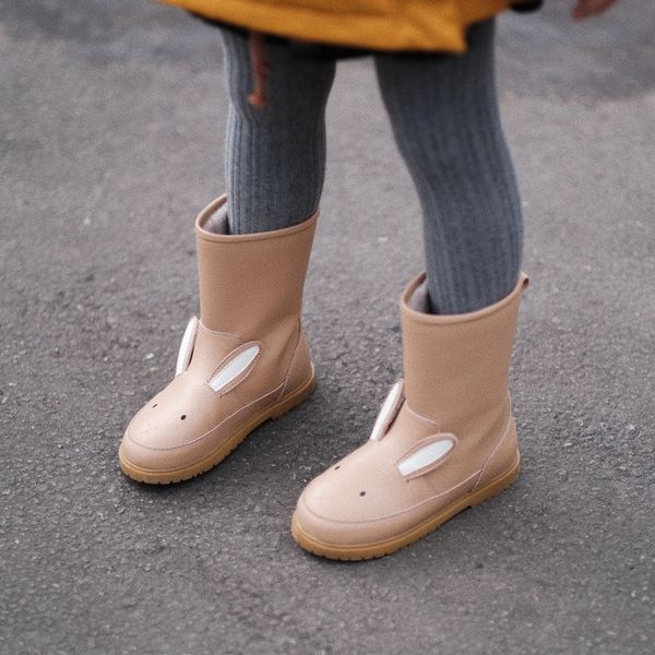 cartoon animals children boots genuine leather rabbit kids shoes winter warm plush girls cute sneakers boy' casual boots 220808, Black;grey
cartoon animals children boots genuine leather rabbit kids shoes winter warm plush girls cute sneakers boy' casual boots 220808, Black;grey
