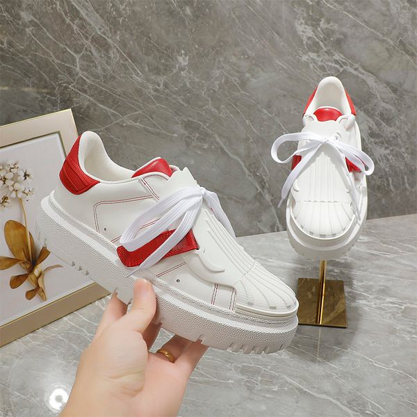 2022 woman casual shoes designer high-end design b29 b22 breathable mesh tpu cowhide sneaker 35 -41, Black
2022 woman casual shoes designer high-end design b29 b22 breathable mesh tpu cowhide sneaker 35 -41, Black