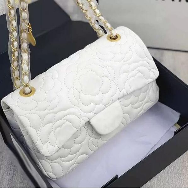 fashion grace mini flap designer bag floral embroidery genuine leather crossbody bags gold-tone metal tassel pendant chain shoulder bags han
fashion grace mini flap designer bag floral embroidery genuine leather crossbody bags gold-tone metal tassel pendant chain shoulder bags han