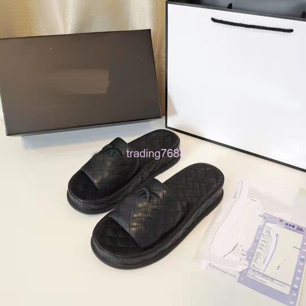 slippers small fragrance style thick soled diamond lattice slippers summer comfortable non slip fashion increased slotted, Black
slippers small fragrance style thick soled diamond lattice slippers summer comfortable non slip fashion increased slotted, Black
