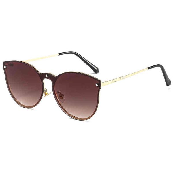 fashionable new men's and women's versatile sunglasses personalized one piece small frame metal brand designer luxury fashion sun, White;black
fashionable new men's and women's versatile sunglasses personalized one piece small frame metal brand designer luxury fashion sun, White;black