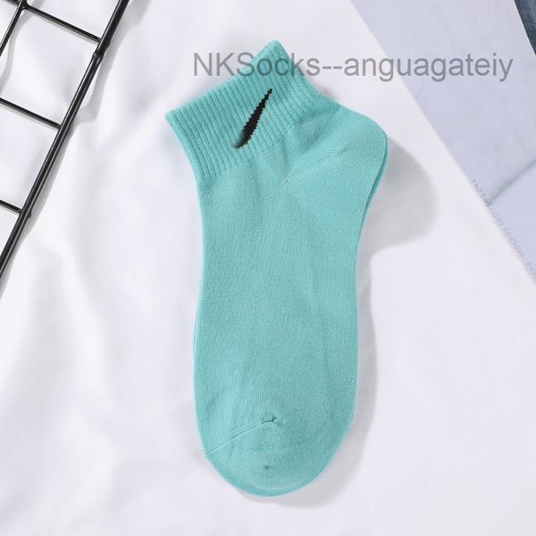 classic fashion men's socks hook brand designer women's leisure lovers' short tube sportsocks luxury women men breathable ver, Black
classic fashion men's socks hook brand designer women's leisure lovers' short tube sportsocks luxury women men breathable ver, Black