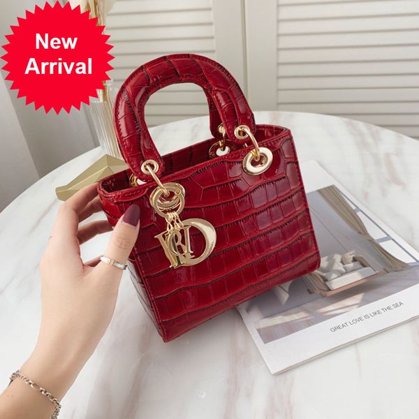 tide brand wholesale pattern net texture messenger female versatile crowd new portable small fashion trend shoulder crossbody bags
tide brand wholesale pattern net texture messenger female versatile crowd new portable small fashion trend shoulder crossbody bags