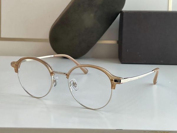 optical eyeglasses for women retro style 5612 anti-blue light lens plate full frame with box, White;black
optical eyeglasses for women retro style 5612 anti-blue light lens plate full frame with box, White;black