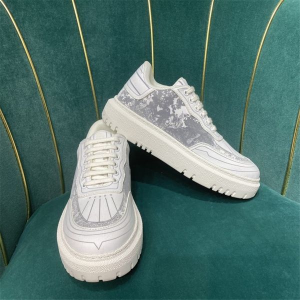luxury new design canvas shoes classic print design flat canvas sneakers soft and comfortable fashion outdoor sneaker daily style 35-41 lace, Black
luxury new design canvas shoes classic print design flat canvas sneakers soft and comfortable fashion outdoor sneaker daily style 35-41 lace, Black