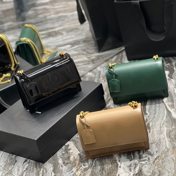 new woman patent leather shoulder bags designer 5a cowhide chain crossbody messenger tote women luxurys sling bag cosmetic handbag lady wall
new woman patent leather shoulder bags designer 5a cowhide chain crossbody messenger tote women luxurys sling bag cosmetic handbag lady wall