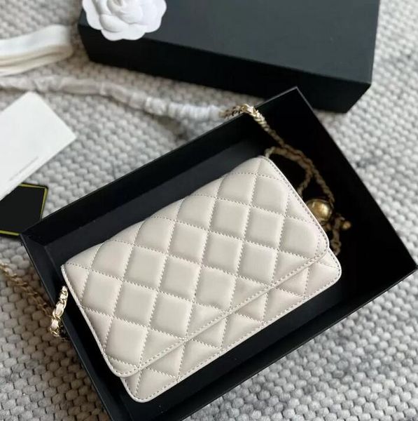 fashion elegant france calfskin card holder purse bags classic mini flap quilted gold crush ball metal hardware matelasse chain crossbody ou
fashion elegant france calfskin card holder purse bags classic mini flap quilted gold crush ball metal hardware matelasse chain crossbody ou