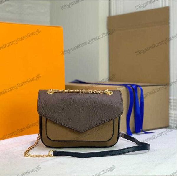 passy compact chain bag monograms leather handbag womens designers luxurys cross body with a magnetic lock
passy compact chain bag monograms leather handbag womens designers luxurys cross body with a magnetic lock