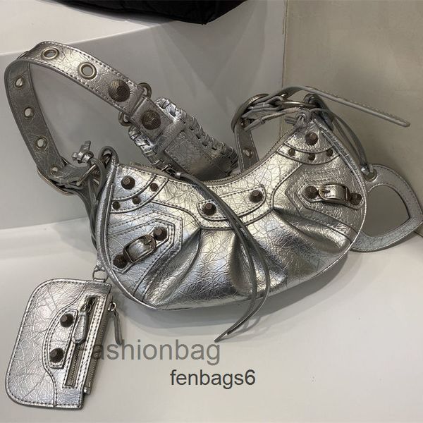 designer bag handbag underarm rivet designers le cagole crossbody single fashion women shoulder 2022 mqm4
designer bag handbag underarm rivet designers le cagole crossbody single fashion women shoulder 2022 mqm4