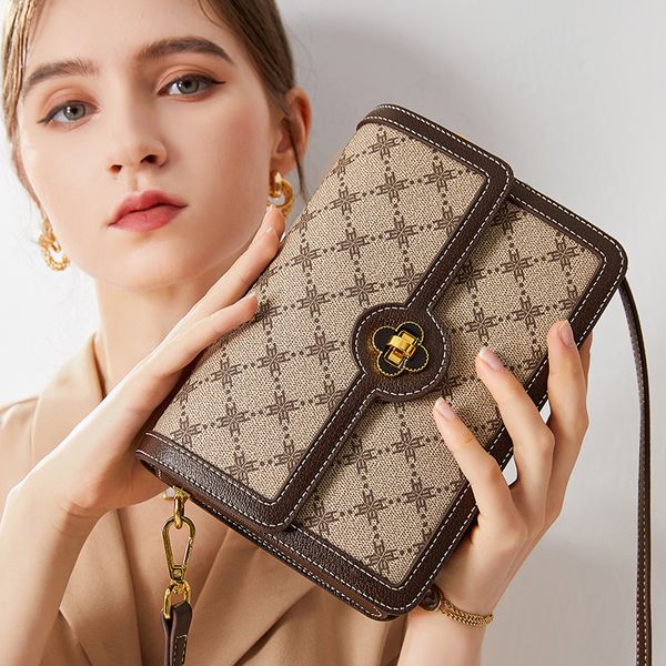 bag 55% off new net red small cross style fashion versatile women's single square luxury designer handbag shoulder bags
bag 55% off new net red small cross style fashion versatile women's single square luxury designer handbag shoulder bags