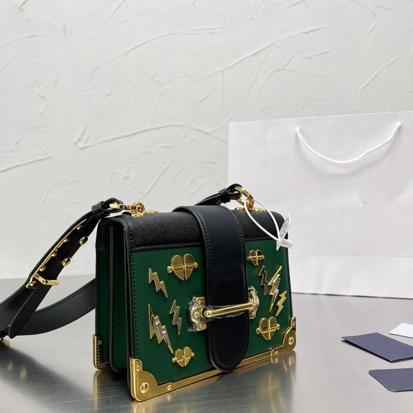 5a luxury designer bag ladies brand p organ bags shoulder messenger classic fashion street beat cross grain cowhide large capacity
5a luxury designer bag ladies brand p organ bags shoulder messenger classic fashion street beat cross grain cowhide large capacity