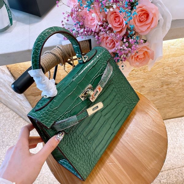 women's designers shoulder bag luxury tote purse handbag message bags cluth brand classic leather luggage crossbody flap croco scarf gi
women's designers shoulder bag luxury tote purse handbag message bags cluth brand classic leather luggage crossbody flap croco scarf gi
