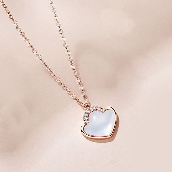 2022 new ladies s925 sterling silver diamond necklace designer necklaces white fritillary love pendant choker means a lifetime together
2022 new ladies s925 sterling silver diamond necklace designer necklaces white fritillary love pendant choker means a lifetime together