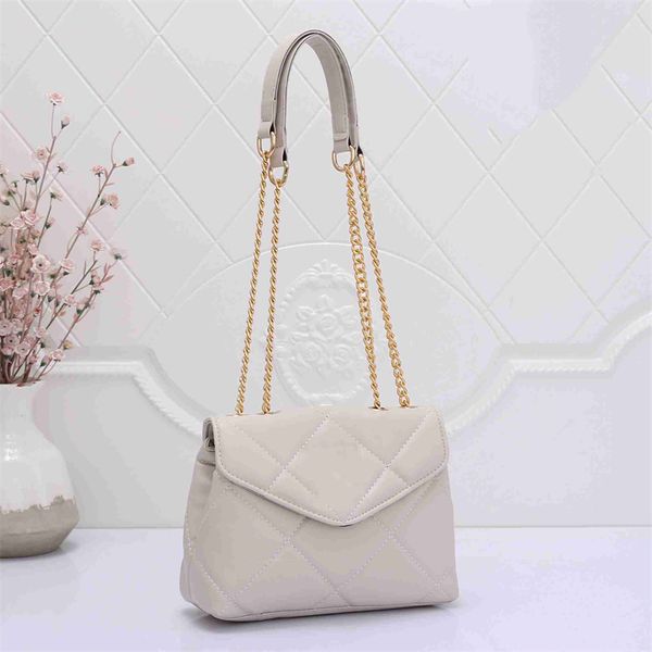 lvs purses 6 colors women shoulder bags chain crossbody bag fashion quilted heart leather handbags female famous designer purse bag 24*9*18c
lvs purses 6 colors women shoulder bags chain crossbody bag fashion quilted heart leather handbags female famous designer purse bag 24*9*18c