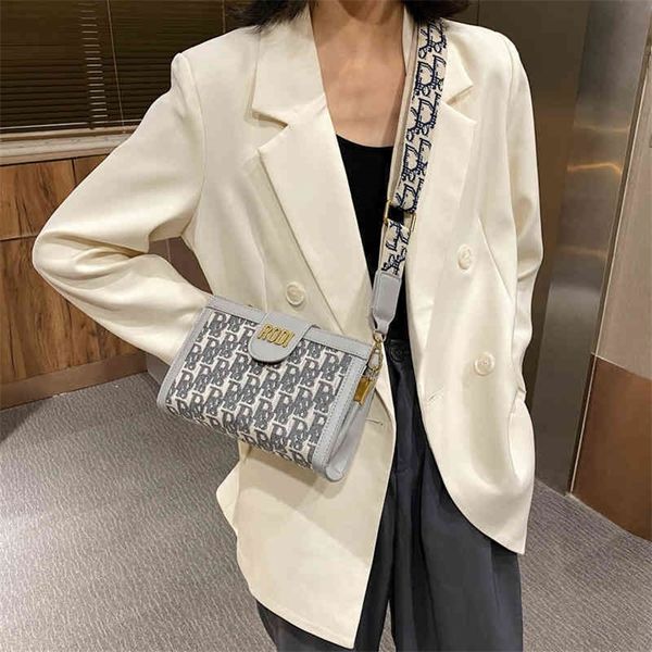 75% off clearance outlet sale ins style small square bag fashion broadband trendy single shoulder embroidered
75% off clearance outlet sale ins style small square bag fashion broadband trendy single shoulder embroidered