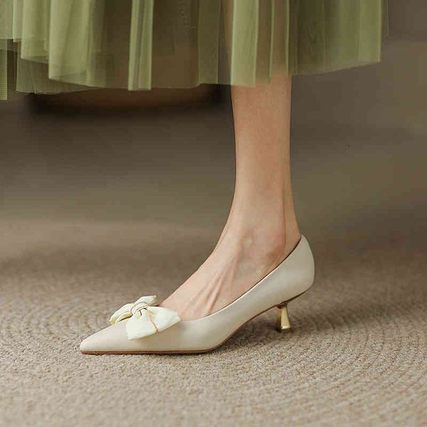 boots spring and autumn bow thin heel shoes korean version versatile temperament fashionable high heels r9hi, Black
boots spring and autumn bow thin heel shoes korean version versatile temperament fashionable high heels r9hi, Black