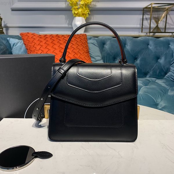 style all eyes are on it shoulder bag contracted low key and luxurious genuine leather interior slot pocket perfect fashion bags
style all eyes are on it shoulder bag contracted low key and luxurious genuine leather interior slot pocket perfect fashion bags