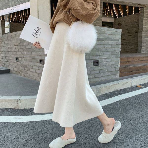designerwomen's knitted skirt in the spring and autumn of 2022 new medium length high waist a-shaped wool covering crotch showing thin, White
designerwomen's knitted skirt in the spring and autumn of 2022 new medium length high waist a-shaped wool covering crotch showing thin, White