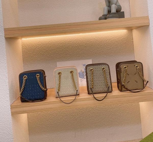 fashion printing leather shoulder bag designer lady adjustable chain shoulder straps women handbag elegance luxury brand four-color messenge
fashion printing leather shoulder bag designer lady adjustable chain shoulder straps women handbag elegance luxury brand four-color messenge