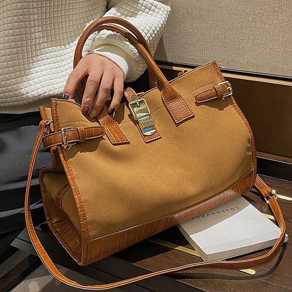new designer bags korean large capacity versatile women's 2022 fashion one shoulder handbag messenger tote
new designer bags korean large capacity versatile women's 2022 fashion one shoulder handbag messenger tote